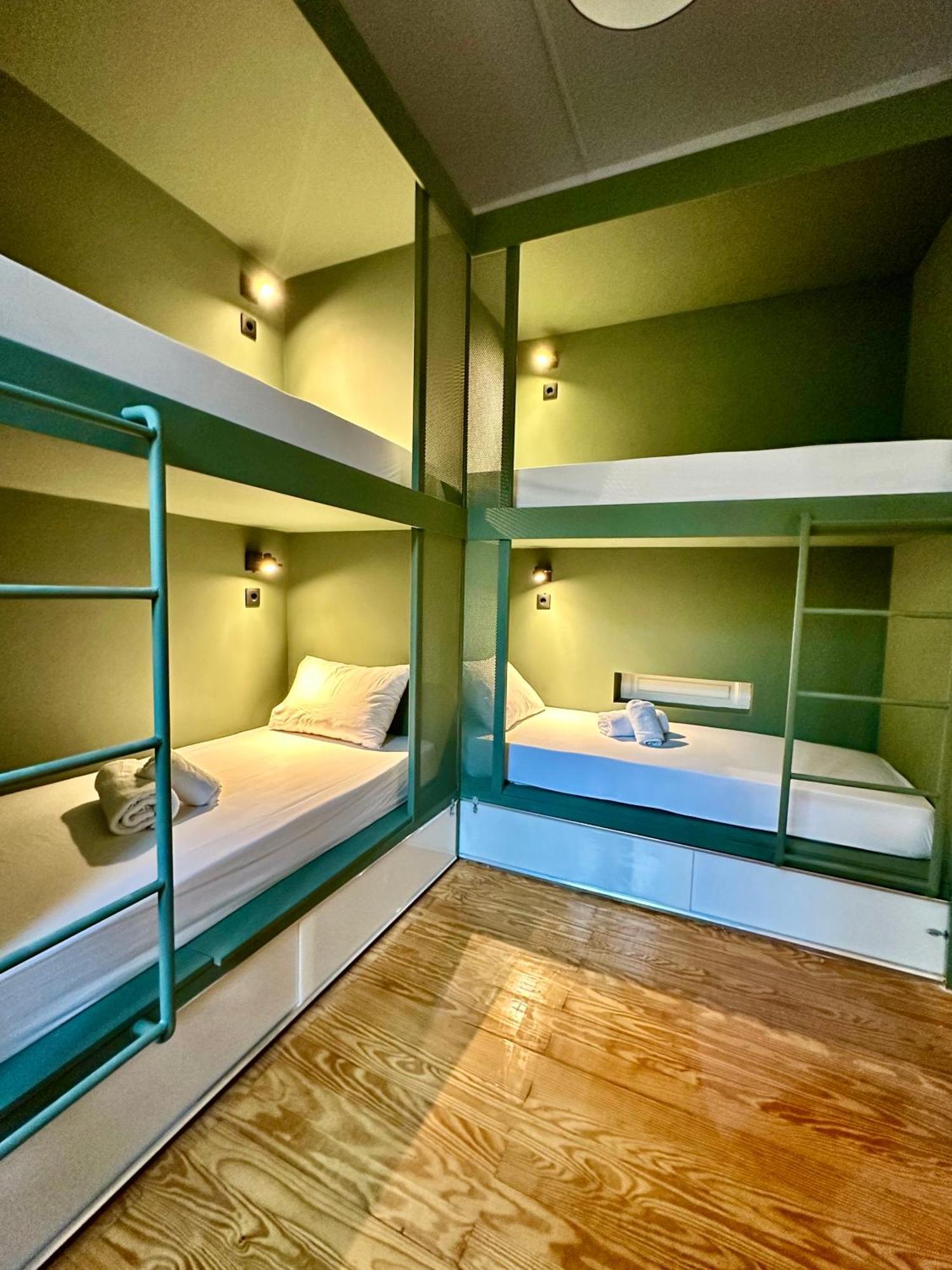 Pink Lemon Hostel
